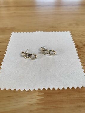Sterling Silver Chain Link Stud Earrings - Silver